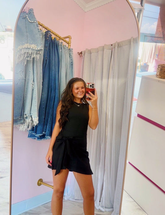 Sleeveless Athletic Mini - Black